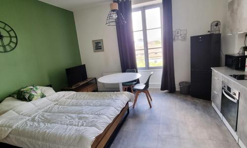 Vittel Studio neuf pour cure ou longue durée