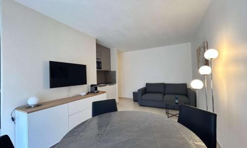 Appartement Mandelieu-la-Napoule, 1 pièce, 3 personnes - FR-1-609-107