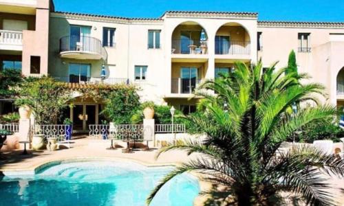 Studio, Piscine, tennis