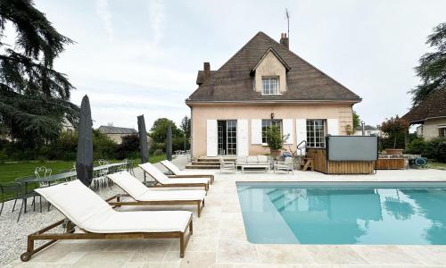 La Meslaysienne - Comfortable house, swimming pool