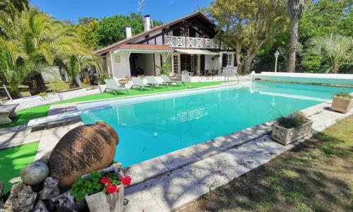 Maison landaise - l'Océan à 2 minutes à pied !