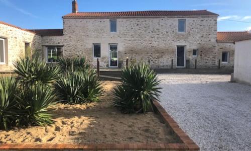 Corps de ferme rénové - 14 personnes