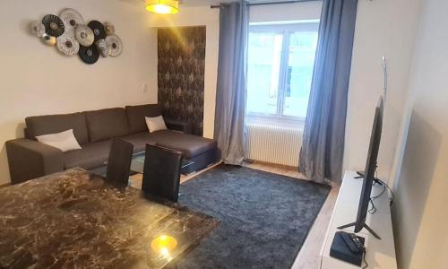 Charmante Maison avec extérieur - Astérix & CDG