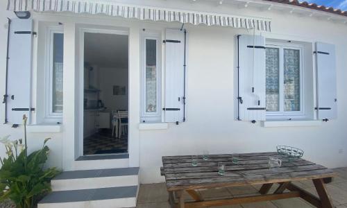 Studio La Tranche-sur-Mer, 2 pièces, 4 personnes - FR-1-22-278