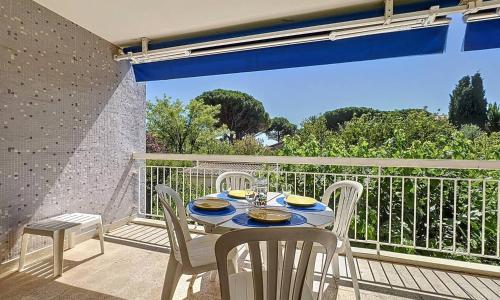 Appartement Saint-Cyr-sur-Mer, 2 pièces, 4 personnes - FR-1-770-8