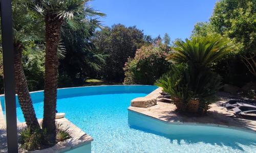 Villa A CASA DI FICU proche d'Ajaccio avec piscine et jacuzzi