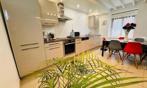 Maison 2 pas du centre ville et proche plage