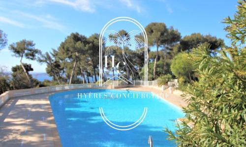 T3 Grand Standing Hyères vue mer A C Piscine PK By HC