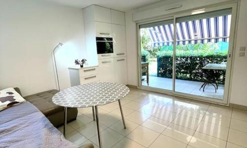 Jolie Appartement de Bord de la Mer Côte d'Azur