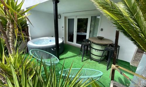 Appart-one terrasse jacuzzi parking