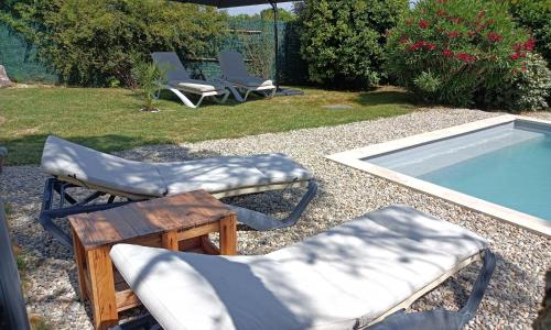 Anduze Gîte Les Pins au