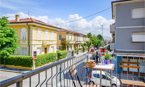 Awesome Apartment In Viareggio With Wifi