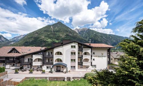 Vitaurina Royal Hotel