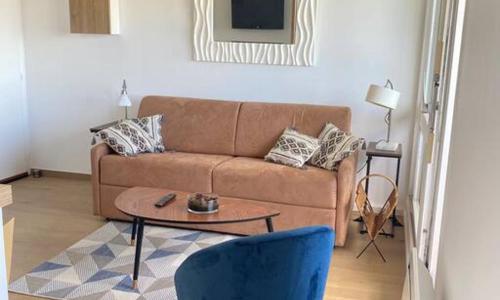 Studio avec loggia, classé 2 étoiles, situé sur le port