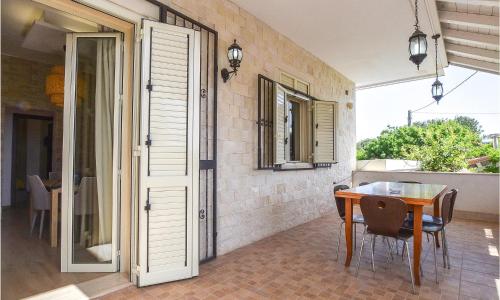 3 Bedroom Beautiful Home In Pozzallo