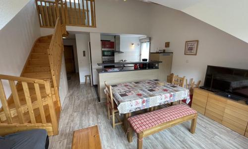 Appartement Le Lioran, 3 pièces, 8 personnes - FR-1-787-6