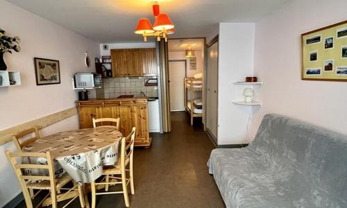 Studio Le Lioran, 1 pièce, 4 personnes - FR-1-787-26