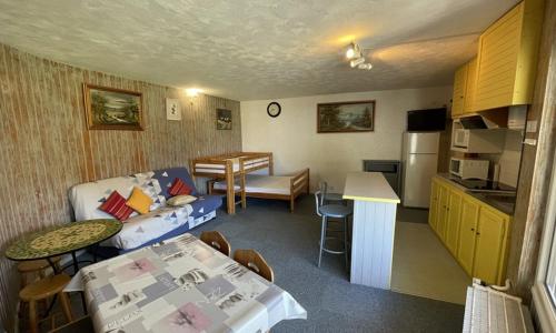 Studio Le Lioran, 1 pièce, 5 personnes - FR-1-787-61