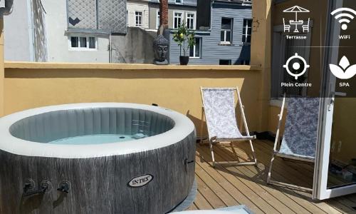 SPA central charmant duplex cosy 90m2 à 300m rue piétonne et 500 m du port