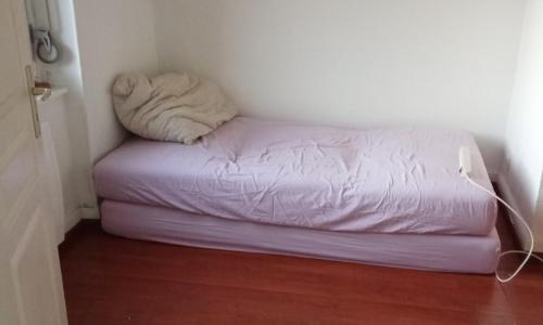 Privat Zimmer in eine Wohnung zu vermieten