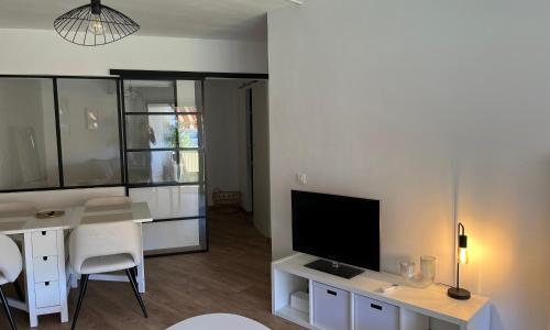 Charmant 2 pièces proche de Cannes