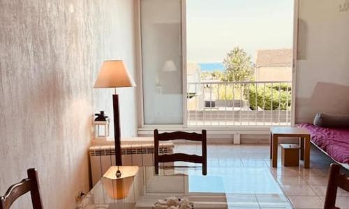Triplex avec le patio et vue mer T4