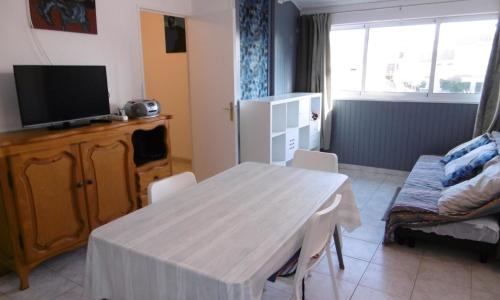 Appartement Narbonne, 2 pièces, 4 personnes - FR-1-795-10