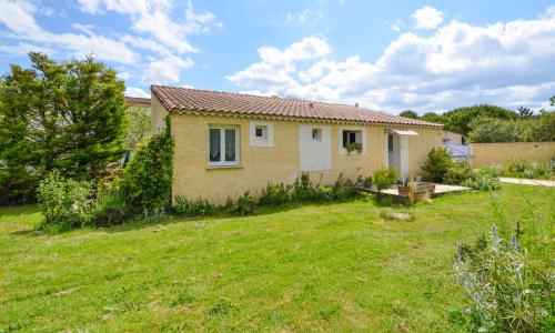 Cozy Home In Saze With Kitchen