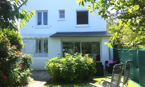 MAISON & JARDIN 5 CH 7mn A PIED DES PLAGES