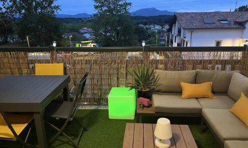 Spacious nest with terrace and unobstructed view