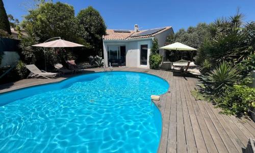Villa, piscine, 3 ch, 6 lits, 6 ou 8 pers