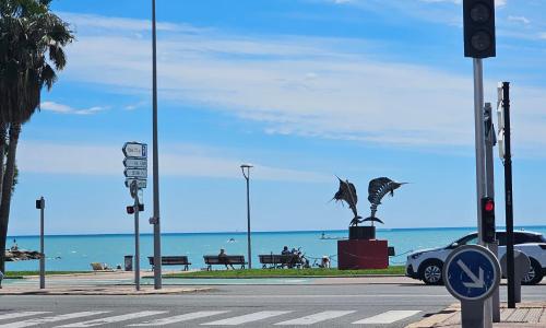 studio pas loin de la mer parking privé