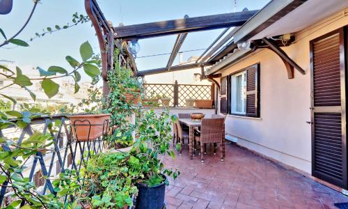 Frattina Family Romantic Superior Suite