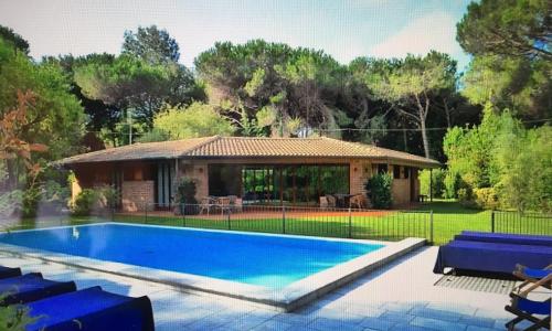 Villa Sibel con piscina in Versilia