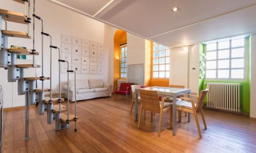 Moleloca - Open Space Parma