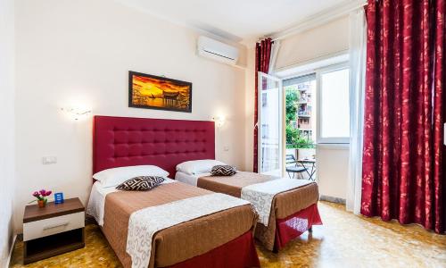 Vatican Golden Rooms