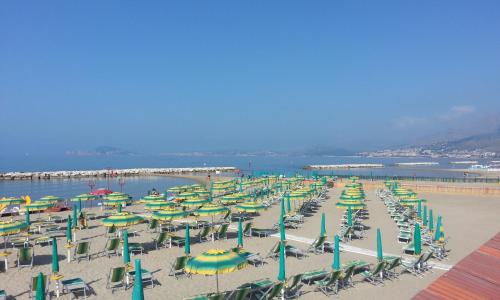 Guesthouse Holiday Formia beach