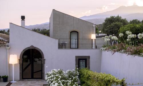 Talè Restaurant & Suite