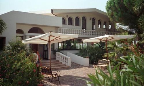 Villaggio Pineta Petto Bianco