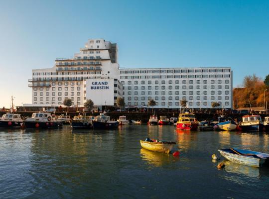 Viesnīca The Grand Burstin Hotel Folkstonā