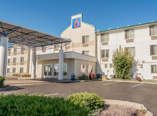 Motel 6-Redmond, OR, hotel u gradu 'Redmond'