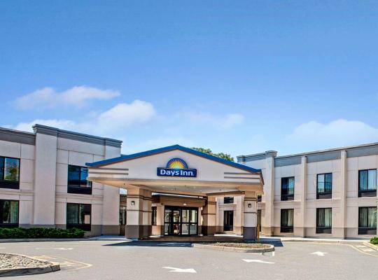 Days Inn by Wyndham Parsippany، فندق في بارسيباني