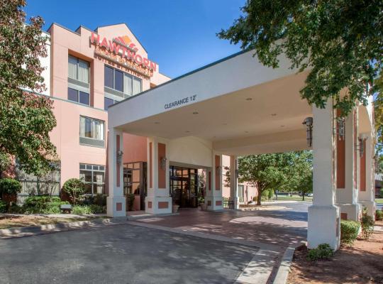 Hawthorn Suites Midwest City, hôtel à Midwest City