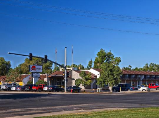 Sundowner Station, hotelli kohteessa Riverton