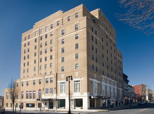 Grand Eastonian Hotel & Suites Easton, hotel em Easton