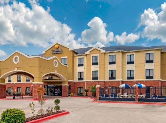 Comfort Inn & Suites Port Arthur-Port Neches、ポート・アーサーのホテル