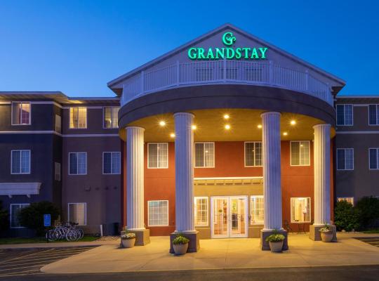 GrandStay Hotel & Suites Ames, hotel di Ames