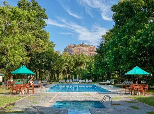 Hotel Sigiriya, hotel em Sigiriya