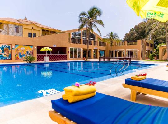 Tropic Garden Hotel, hotel in Banjul