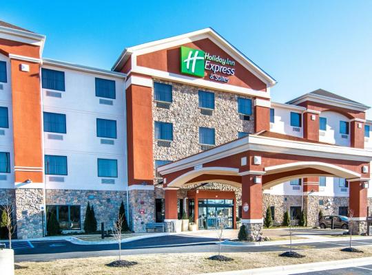 Holiday Inn Express & Suites Elkton - University Area, an IHG Hotel, hotel di Elkton